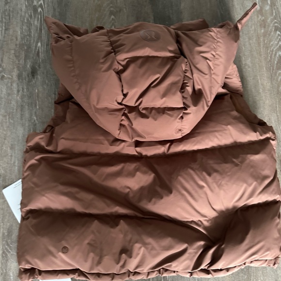 NWT Lululemon size 4 Wunder puff cropped vest - Picture 4 of 7